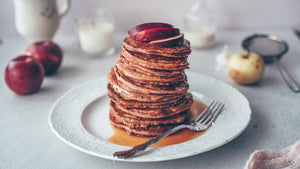 PANCAKES ALLA MELA E CANNELLA >> senza glutine e latte
