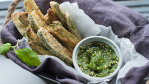 Sticks di Zucchine con Salsa Verde
