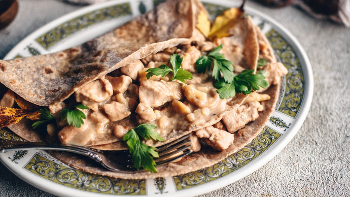Piadine di castagne con tacchino e porcini